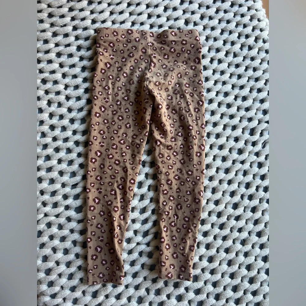 NWOT Carters 5T Leopard Print Leggings - Picture 3 of 3